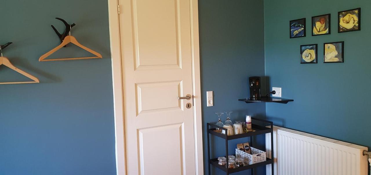 Bed and Breakfast Hos Molsgaarden Knebel Екстер'єр фото