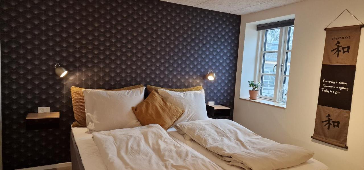 Bed and Breakfast Hos Molsgaarden Knebel Екстер'єр фото