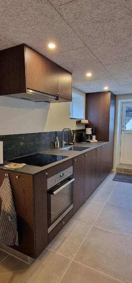 Bed and Breakfast Hos Molsgaarden Knebel Екстер'єр фото